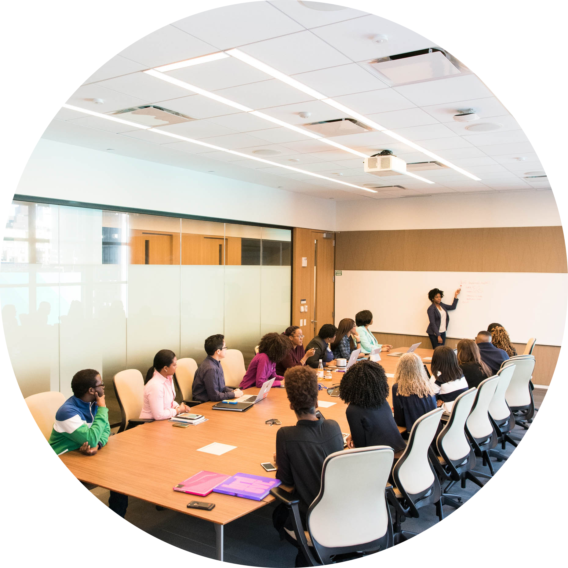 Business-054-large-conference-room-presentation-circle.png